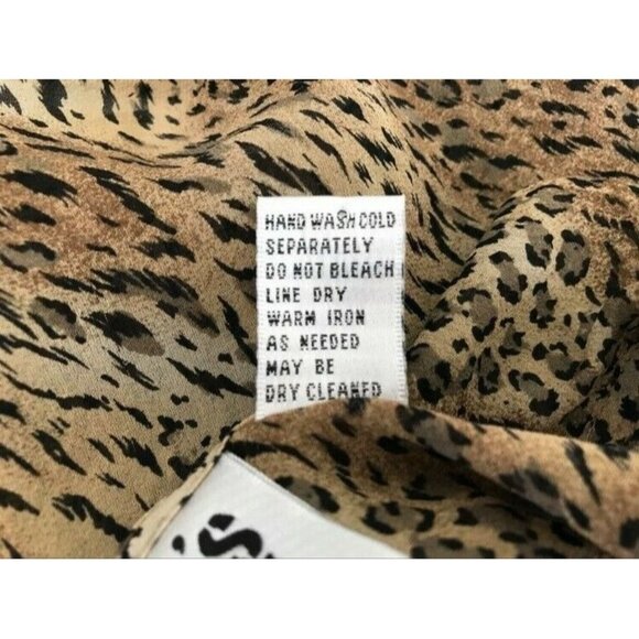 CHICO'S DESIGN 100% Silk Blouse Top Size 1 Animal Print Semi-Sheer Ruffle Front - Picture 6 of 6